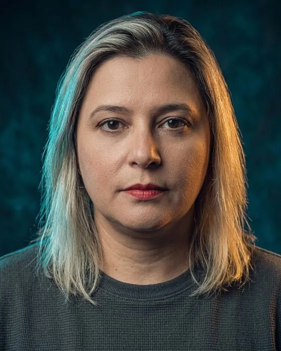 Angela, Atendimento na S8 Agência